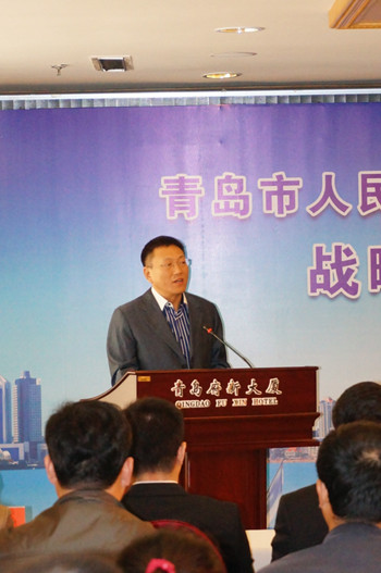 青岛市委常委,常务副市长牛俊宪首先致辞.